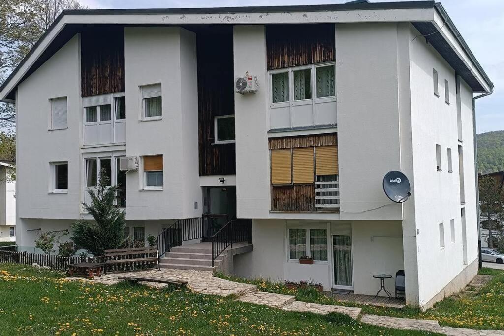 Plitvice Apartment Plitvicka Jezera Exterior photo